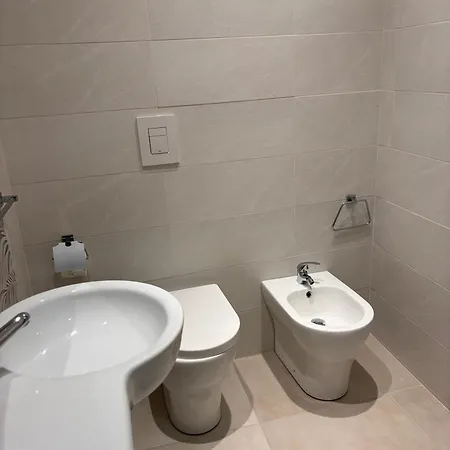 Bb Centro Citta לינה וארוחת בוקר 4*